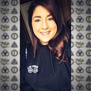 Meet your Posher, Stacey